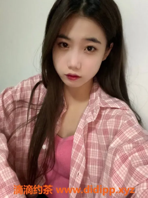 广州楼凤-天河御姐西西，诱惑69p，1000起价！