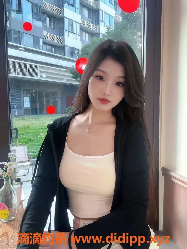 广州楼凤-天河嫩妹多米，7P大胸夜课等你来约