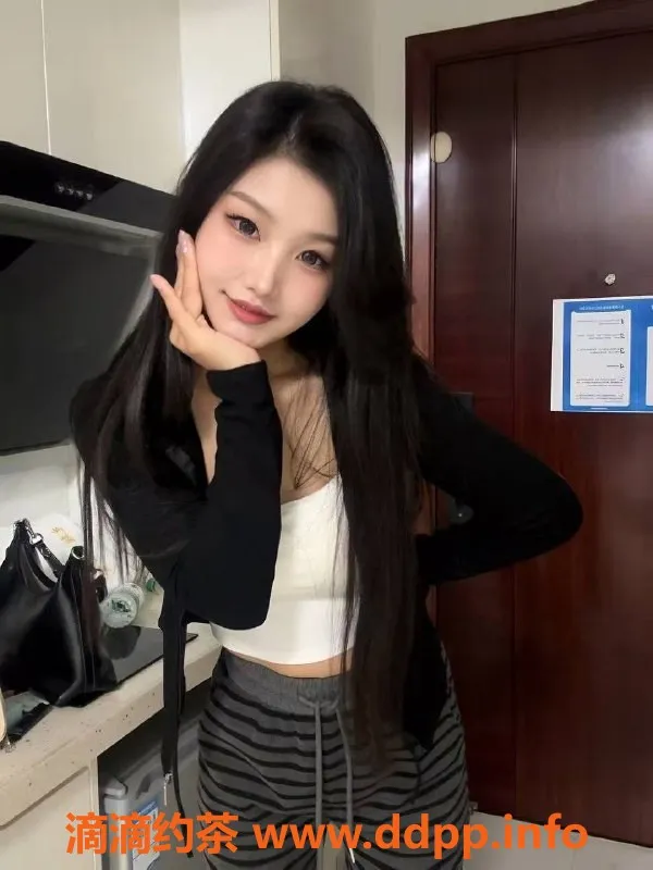 广州楼凤-天河嫩妹多米，7P大胸夜课等你来约