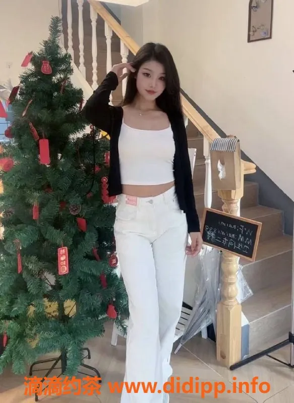 广州楼凤资源信息,天河嫩妹多米，7P大胸夜课等你来约