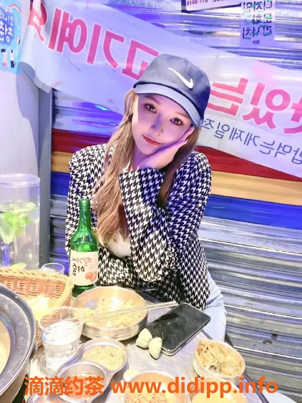 成都楼凤资源信息,成都金牛区西西，20岁C罩杯，超赞服务体验