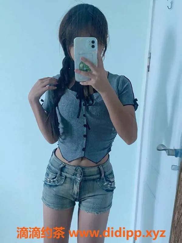 成都楼凤资源信息,成都嫩妹思思，160cm丰满身材，700元享受服务