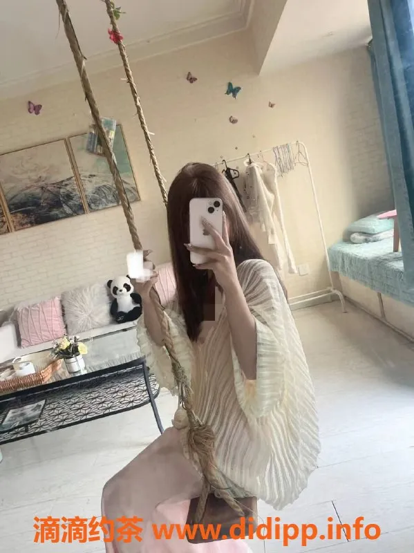 成都楼凤-青羊区嫩妹念儿，7p代聊优惠100