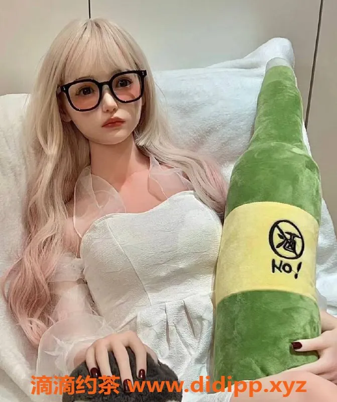 广州女仆店-全广州橘子硅胶娃娃体验，298元/60分钟