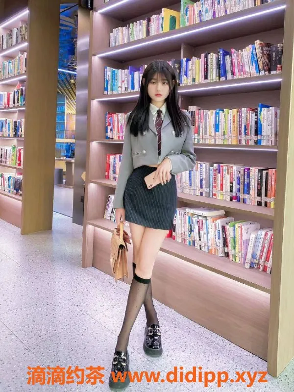 北京楼凤-北沙滩嫩妹语舒，批发内衣12Z起