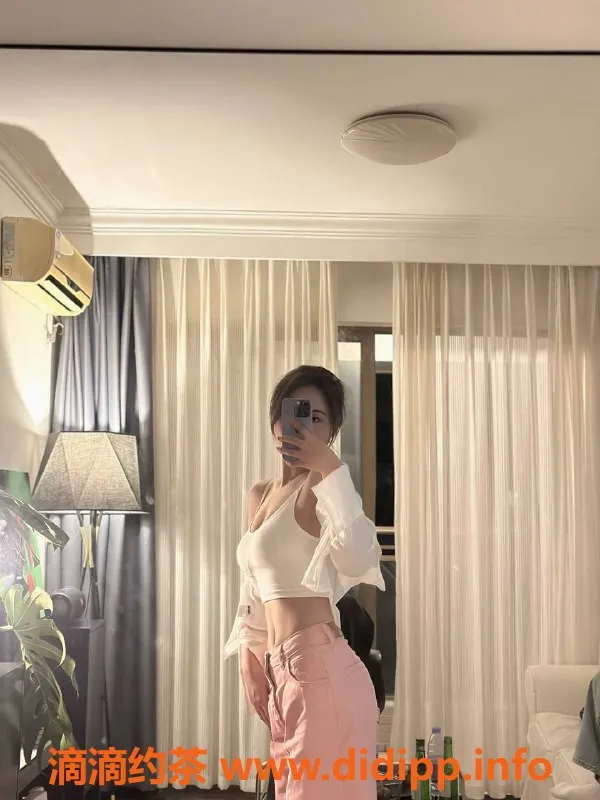 广州楼凤资源信息,天河Mico，性感御姐，鸳鸯浴等你体验！