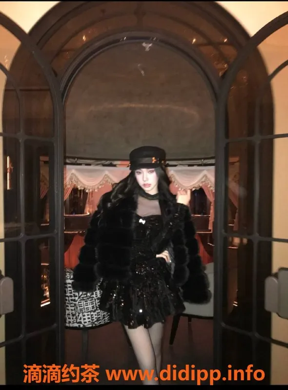 广州楼凤资源信息,天河御姐娜娜，15P大胸舌吻体验