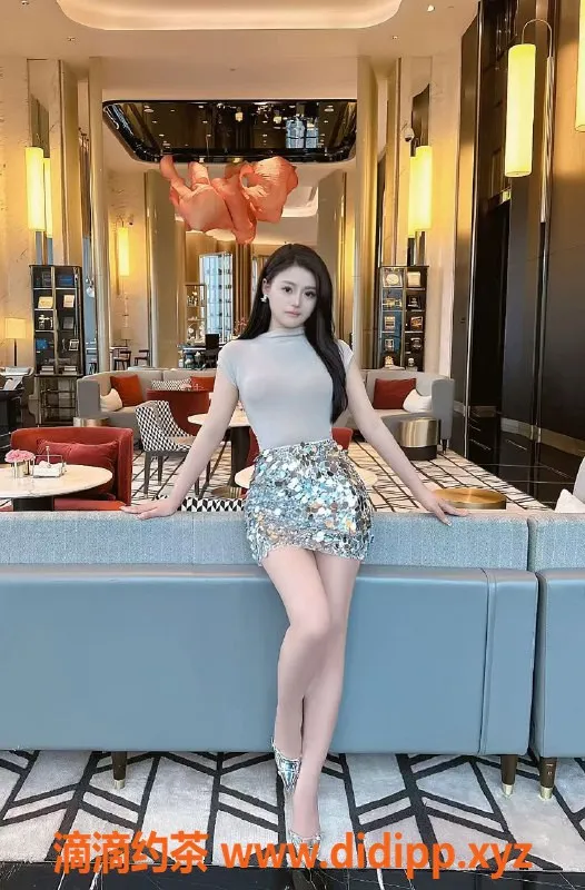 成都楼凤-成都锦江区司念，24岁绝美女神500p/60分钟