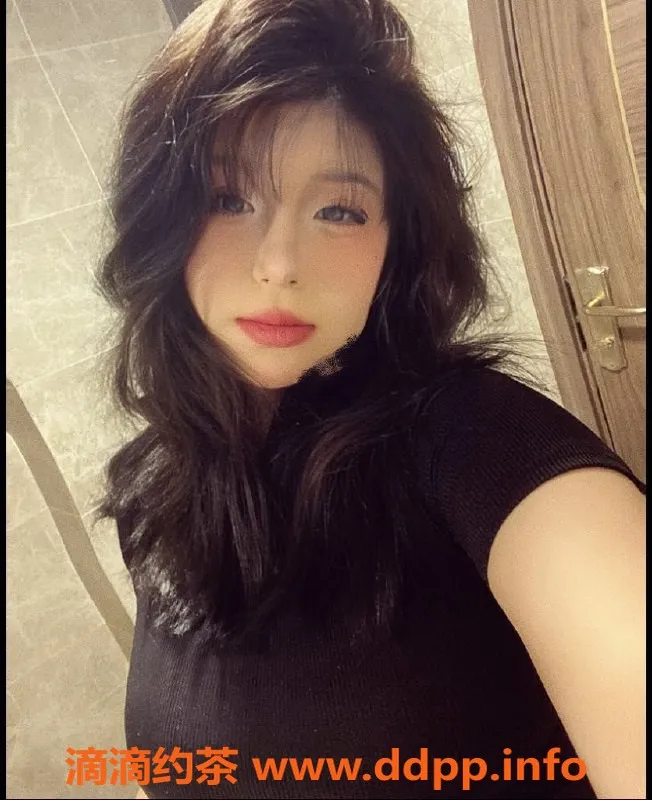 成都楼凤资源信息,高新区嫩妹宝宝，课时费4p/6pp，天府二街！