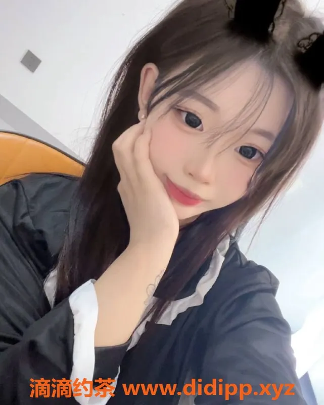 郑州楼凤-郑州小芳，18岁，身高163，8元洗澡体验