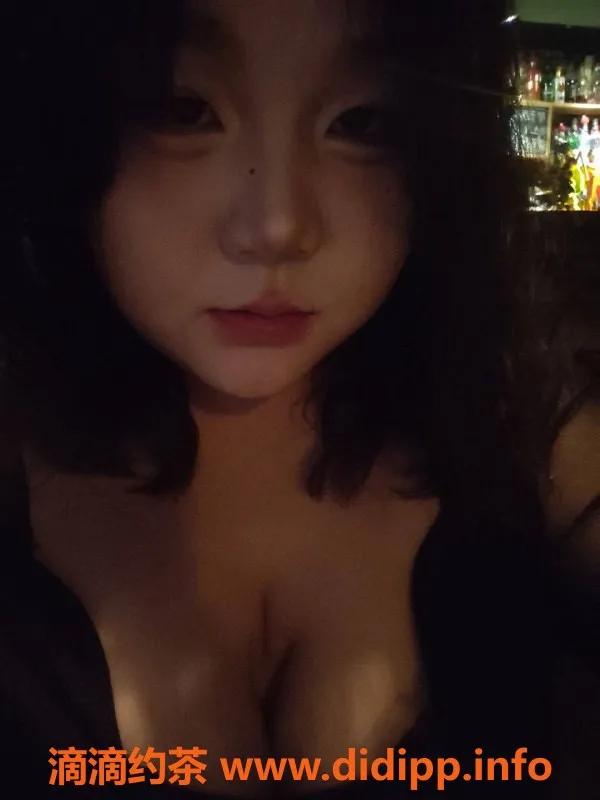 郑州楼凤-中原区小猪，165cm 36E情趣服务，800元起