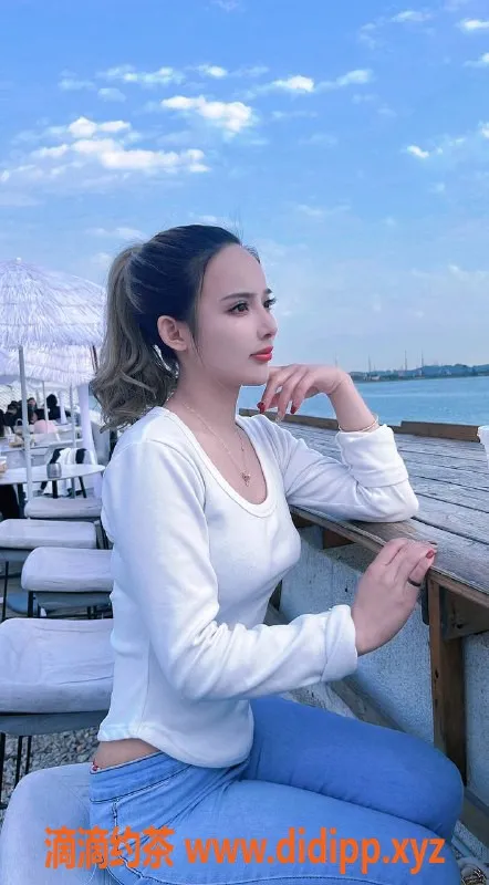 上海楼凤-闵行婉婉，23岁美女，158cm，服务好，800元体验