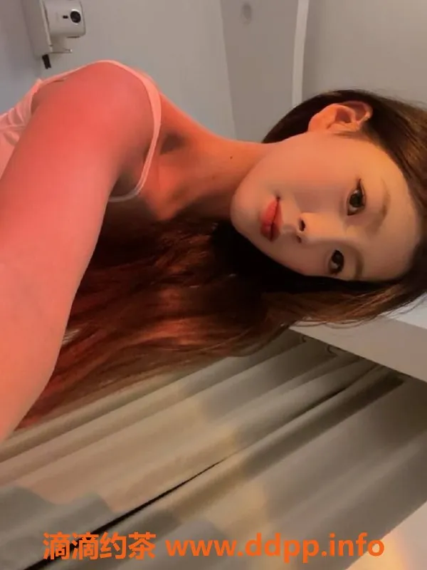 昆明楼凤-官渡区多多，800元嫩妹服务，皮肤白皙