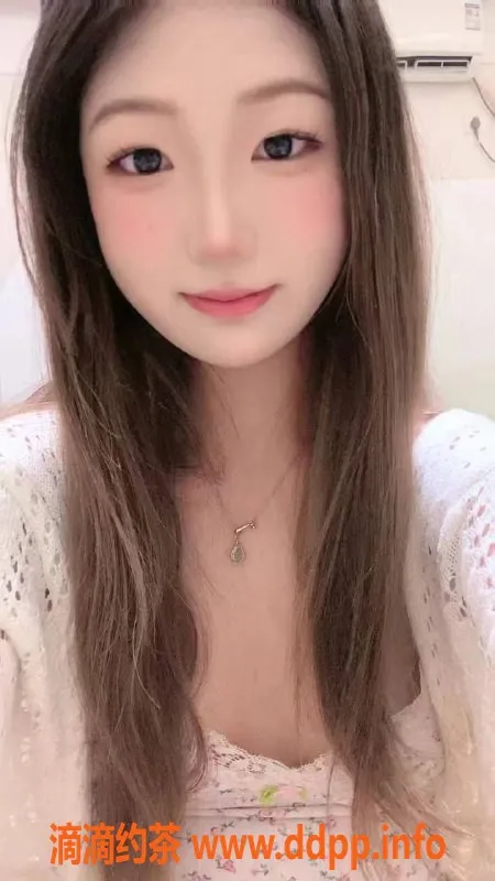 广州楼凤-天河小七，800p嫩妹69技艺超赞