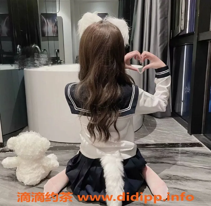 杭州楼凤资源信息,滨江嫩妹少女曦，陪浴1500起，甜蜜舌吻等你体验