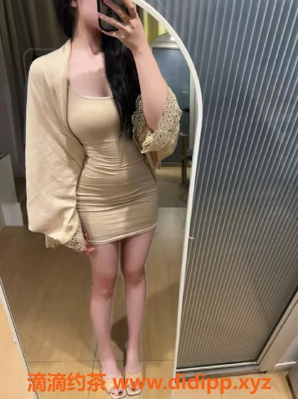 广州楼凤-天河御姐思思，5P大胸诱惑等你体验