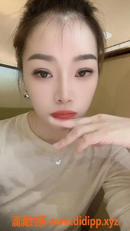 北京楼凤-天天，朝阳区大望路，600起步，服务耐心