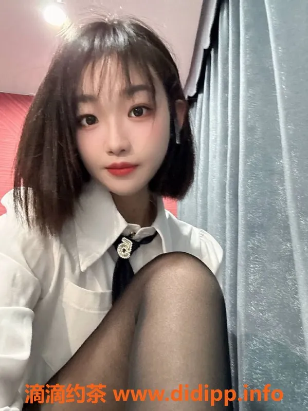 广州楼凤-佛山蛇吻芊芊，800起服务体验