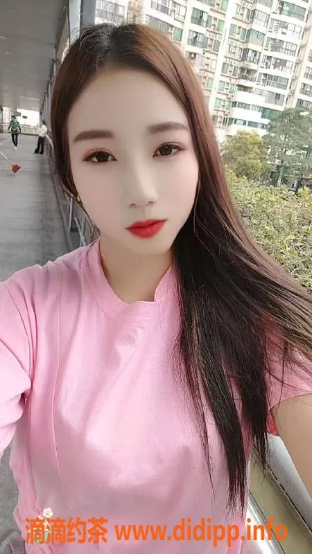 广州楼凤-天河小夕，500元体验人妻魅力