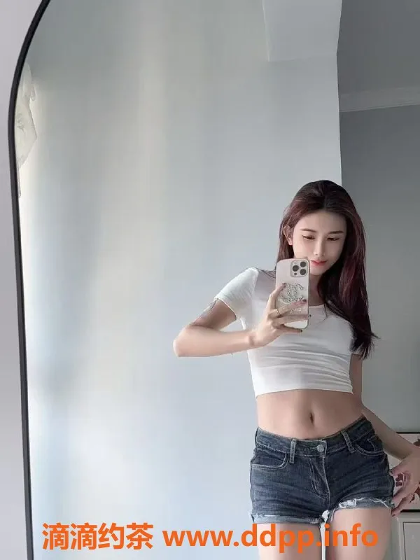 上海楼凤资源信息,徐汇佳怡，165cmC胸，1200元起，服务多样