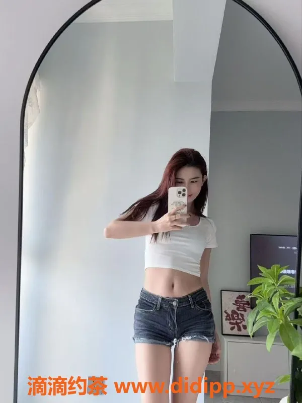 上海楼凤-徐汇佳怡，165cmC胸，1200元起，服务多样