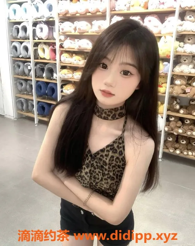 广州楼凤-番禺嫩妹小诺，7P鸳鸯浴等你来体验！