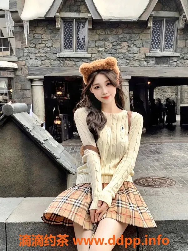 深圳楼凤-龙华小喵，1200起，热情服务待你来体验