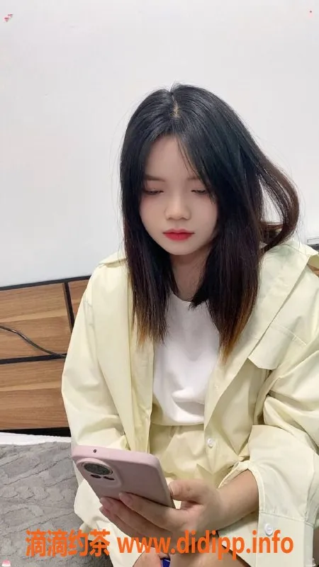 广州楼凤-安安在白云！少女Kiss体验，600元起