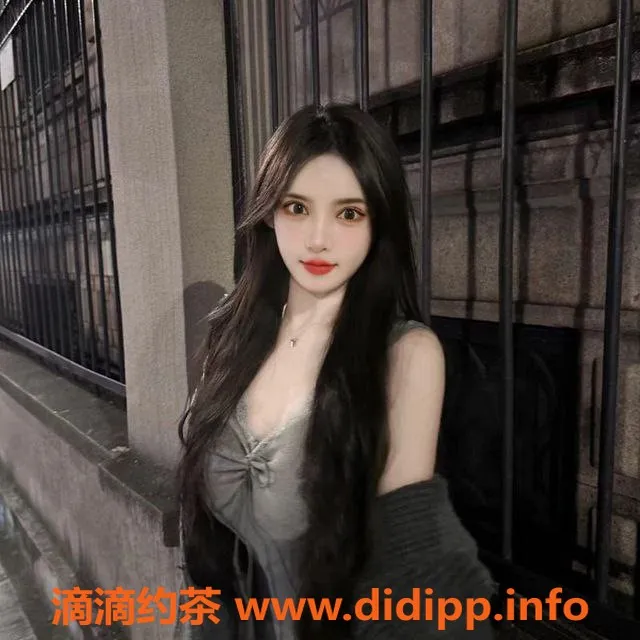 深圳楼凤-南山美艳JK秘书，168CM完美身材，诱惑体验等你来！