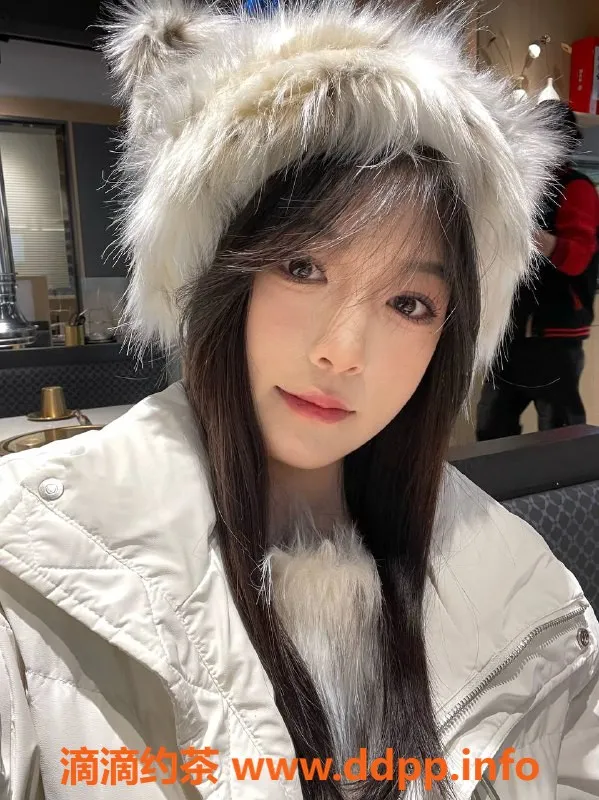 杭州楼凤-下沙嫩妹小海，陪浴69互舔只需1000/P