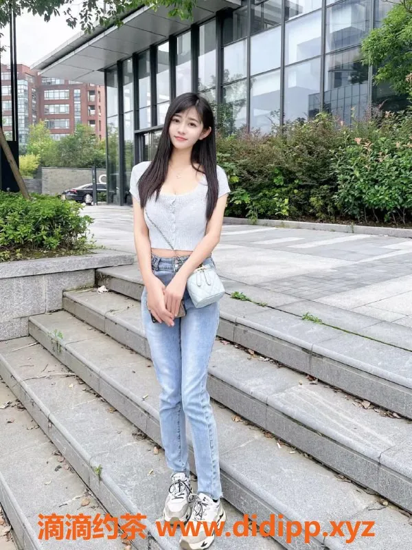 深圳楼凤-龙岗慕灵儿，800元专业服务推荐