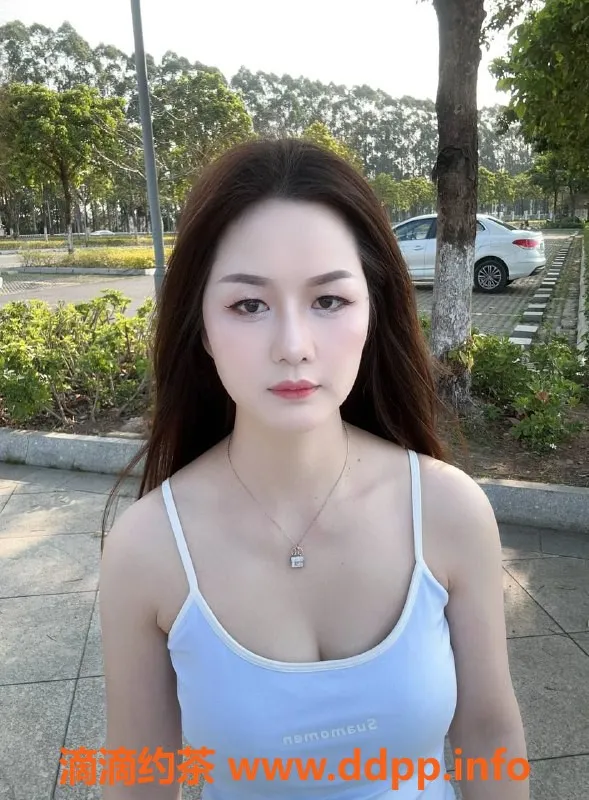 东莞楼凤-佳佳，身高165，清纯气质，服务热情