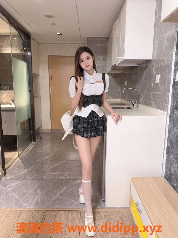 深圳楼凤资源信息,龙华地区琪琪，1300p超值体验等你来！