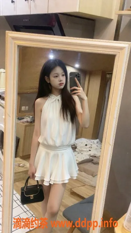 成都楼凤-成华区小琳，身高170，胸围B，态度很好