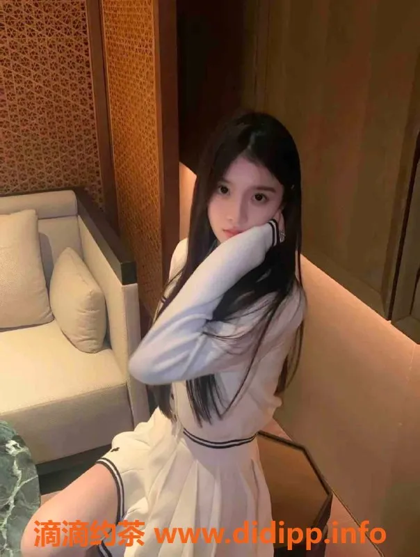 西安上门服务-174cm大长腿女孩豆沙莫妮卡，服务超赞！