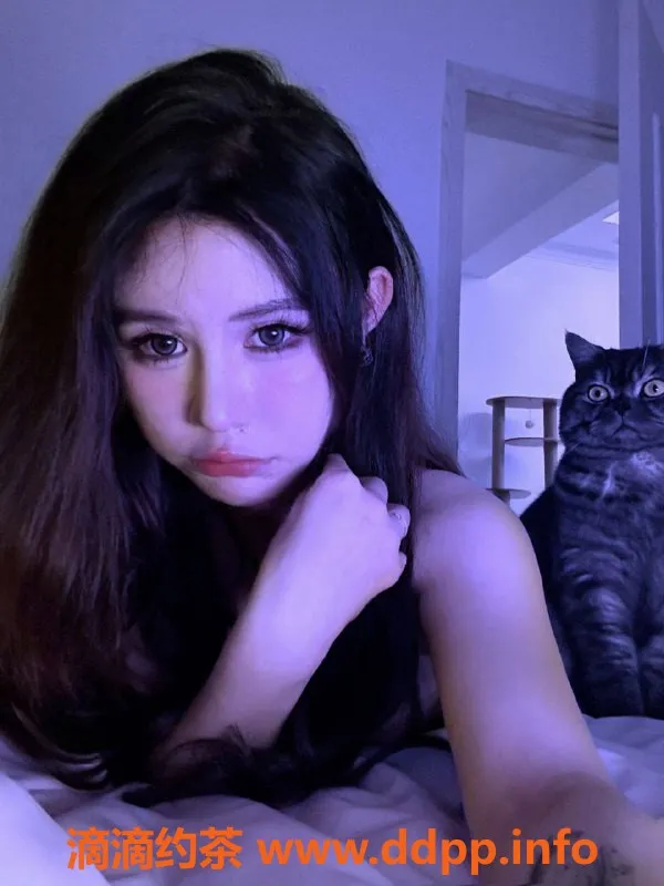 广州楼凤-天河嫩妹浅浅，课费700，私聊可约