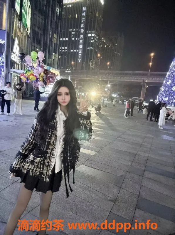 广州楼凤-天河嫩妹浅浅，课费700，私聊可约