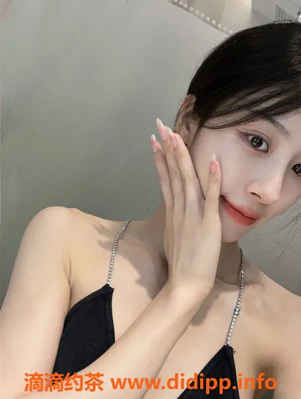 广州楼凤-天河御姐李梦涵，7P鸳鸯浴体验推荐