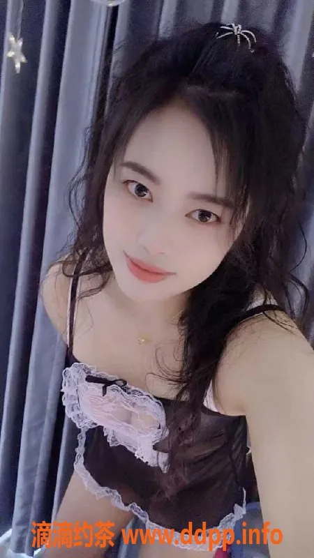 深圳楼凤-龙华少妇莉莉，31岁，165cm，34C，300元一次30分钟