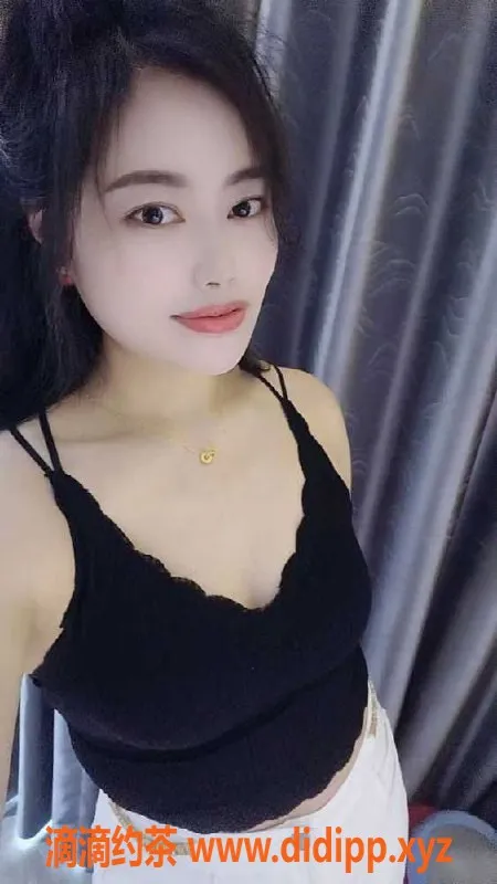深圳楼凤-龙华少妇莉莉，31岁，165cm，34C，300元一次30分钟