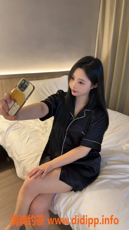 广州楼凤-金沙洲林嘉嘉，视频验证，800元服务