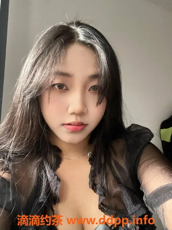 广州楼凤-番禺小陈 700元体验69p 舌吻服务