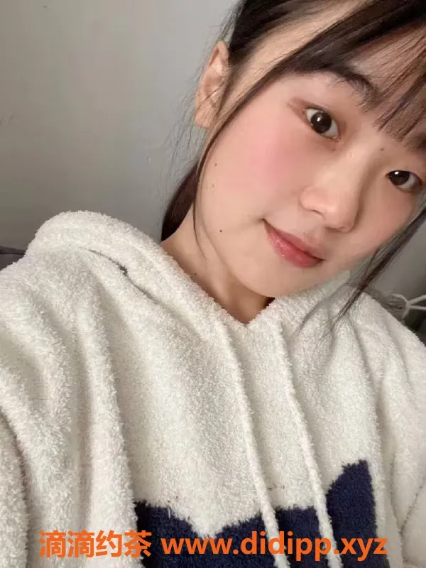 广州楼凤-黄埔御姐禾绮，超值6P鸳鸯浴体验