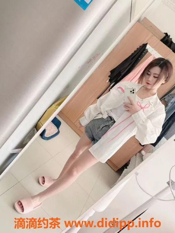 深圳楼凤-龙岗小雅，22岁，167cm，快餐300，全套400