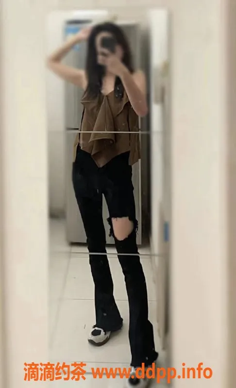 西安楼凤资源信息,高新区雪碧，模特身材，500元起！