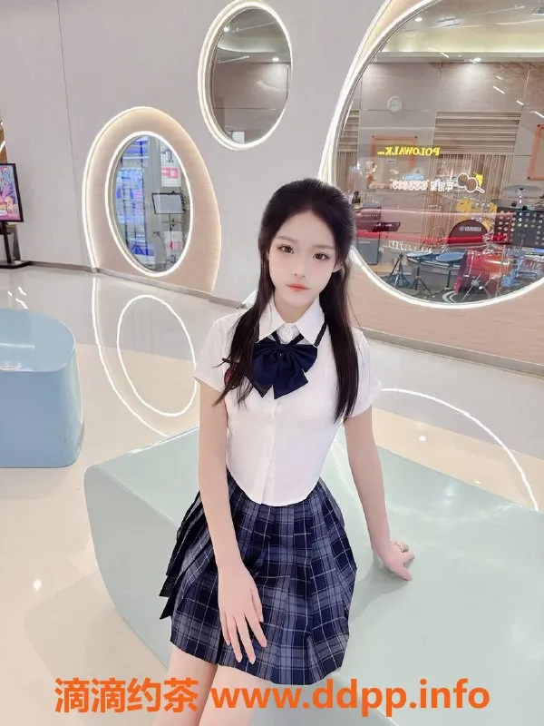 北京楼凤-朝阳亚运村小萝莉琪琪，18岁160cm，1200元独享清纯服务