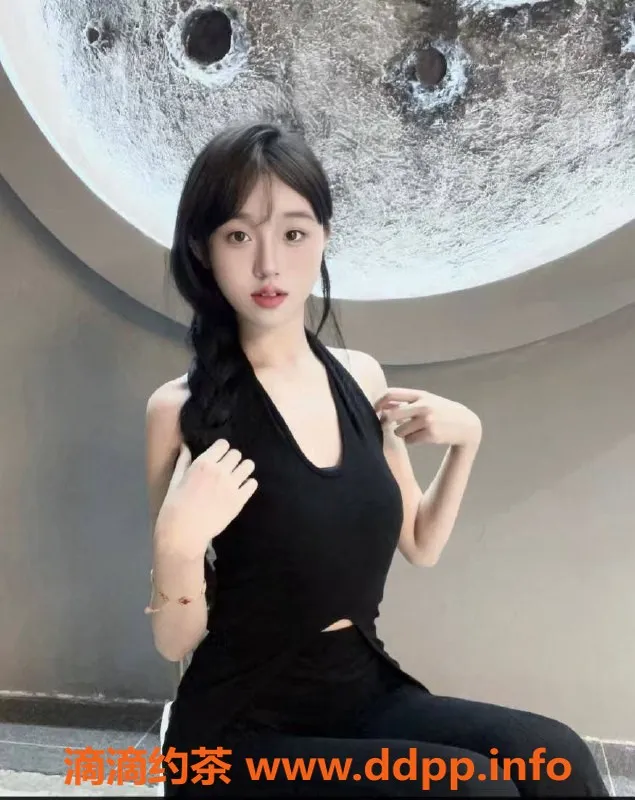 广州楼凤资源信息,白云嫩妹kk兔，8P舌吻鸳鸯浴服务