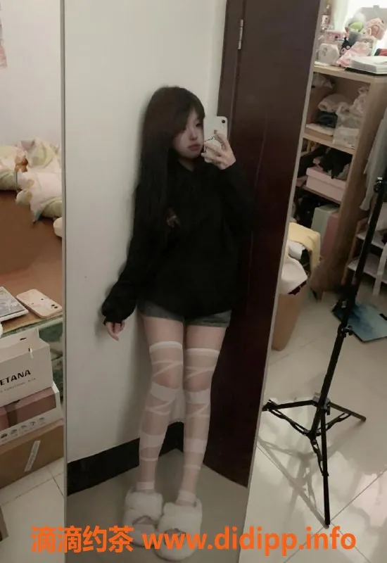 太原上门服务-沐辰溪baby，20岁165cm，800元/50分钟