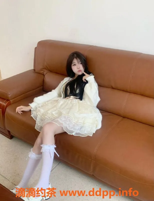 太原上门服务-沐辰溪baby，20岁165cm，800元/50分钟