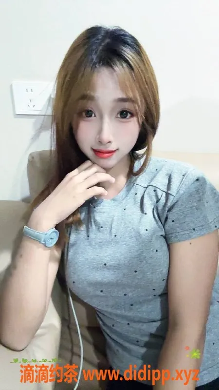 广州楼凤-白云嫩妹小婷，视频验证，600元服务！